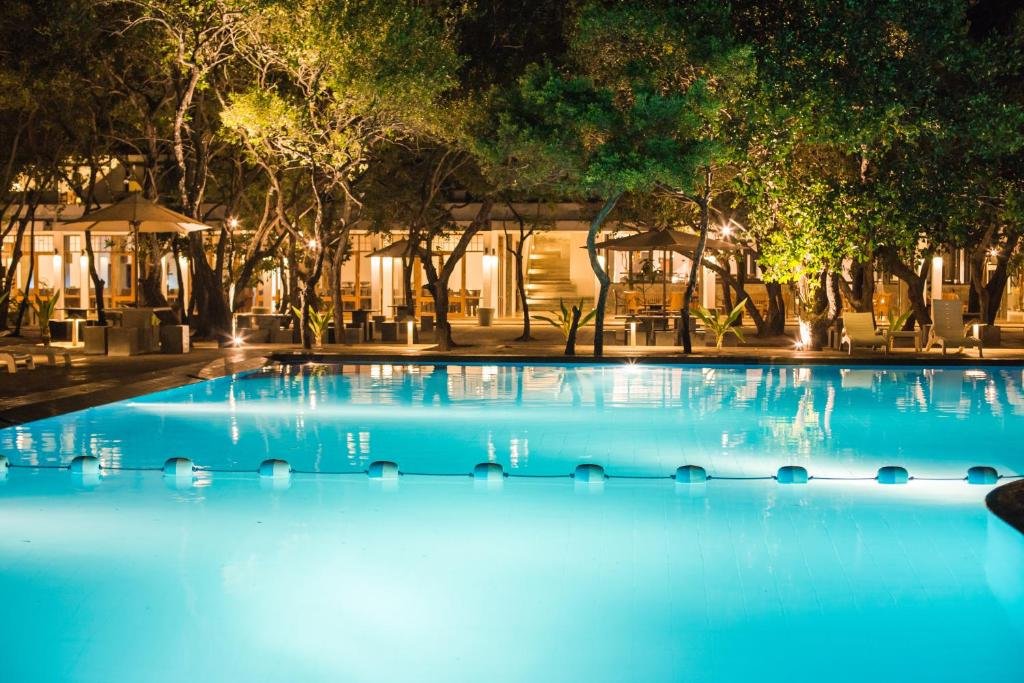 NilaveliBeachHotel1758879776